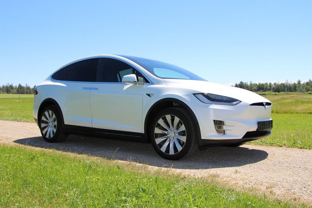 Comment ouvrir sa Tesla ?